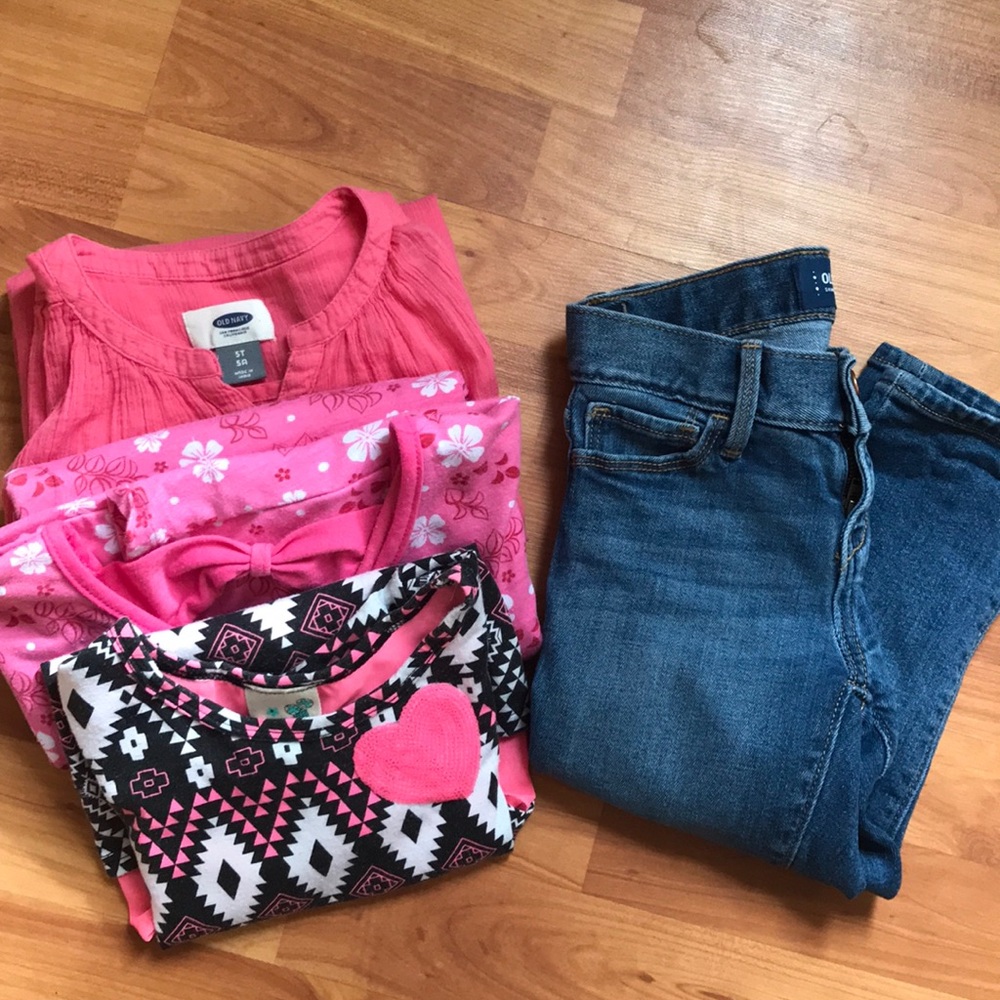 Bundle of pink shirts for 5T girl &old navy Jeans